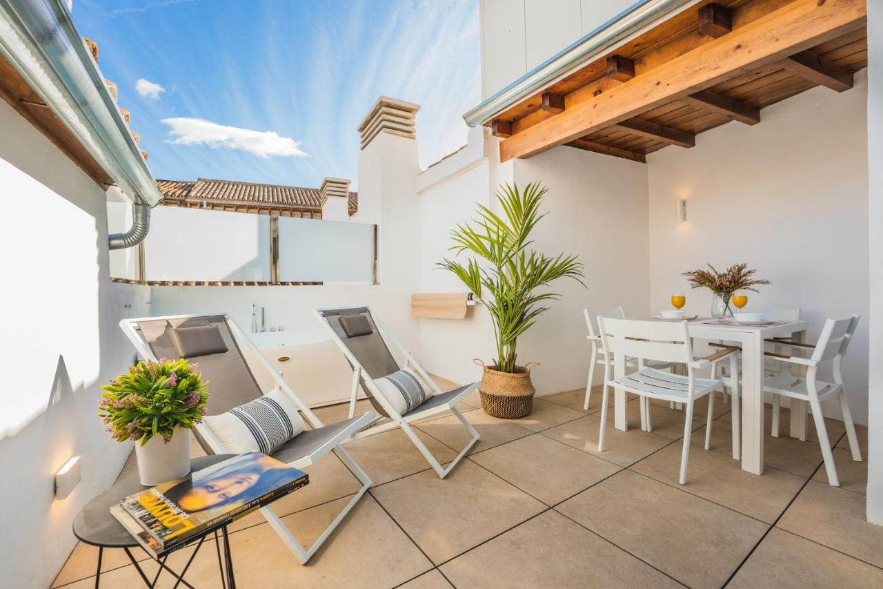 Debambu Suites Малага Екстериор снимка
