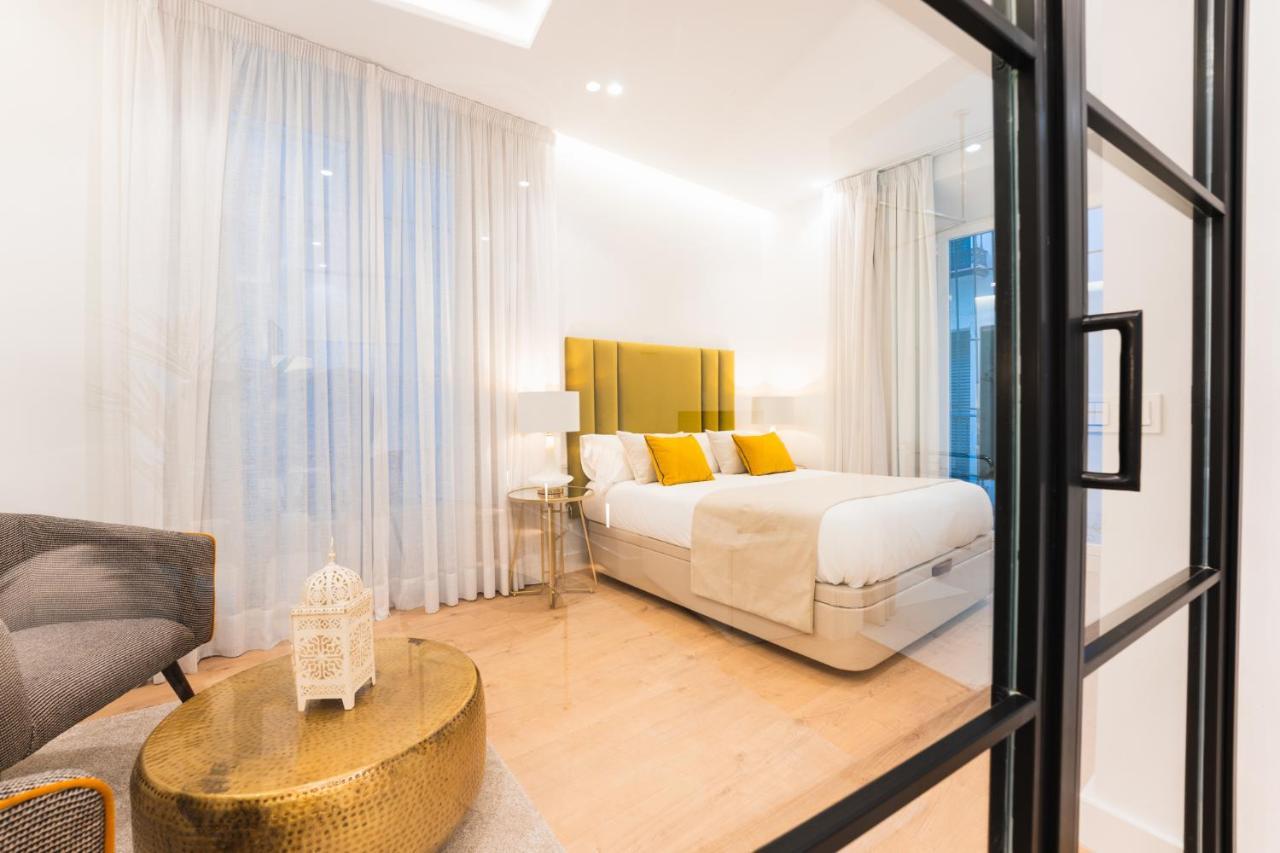 Debambu Suites Малага Екстериор снимка