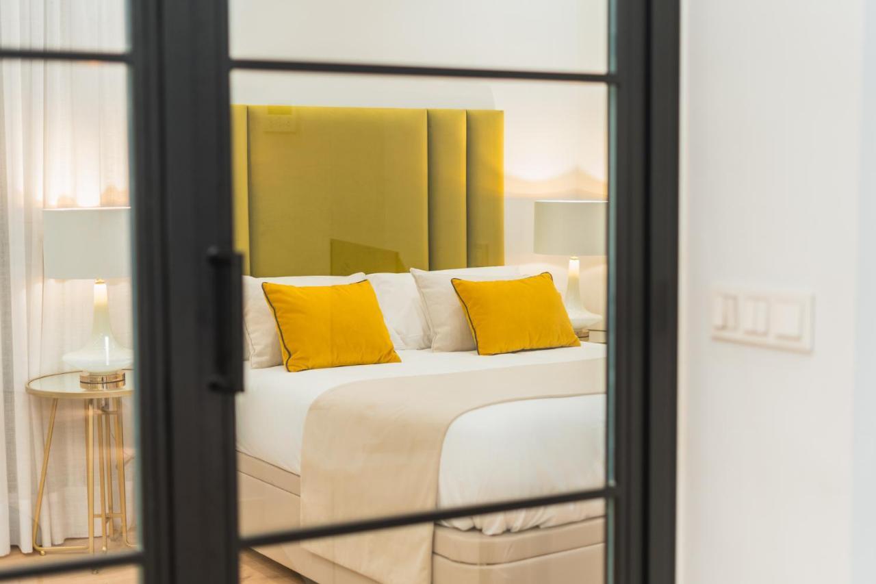 Debambu Suites Малага Екстериор снимка
