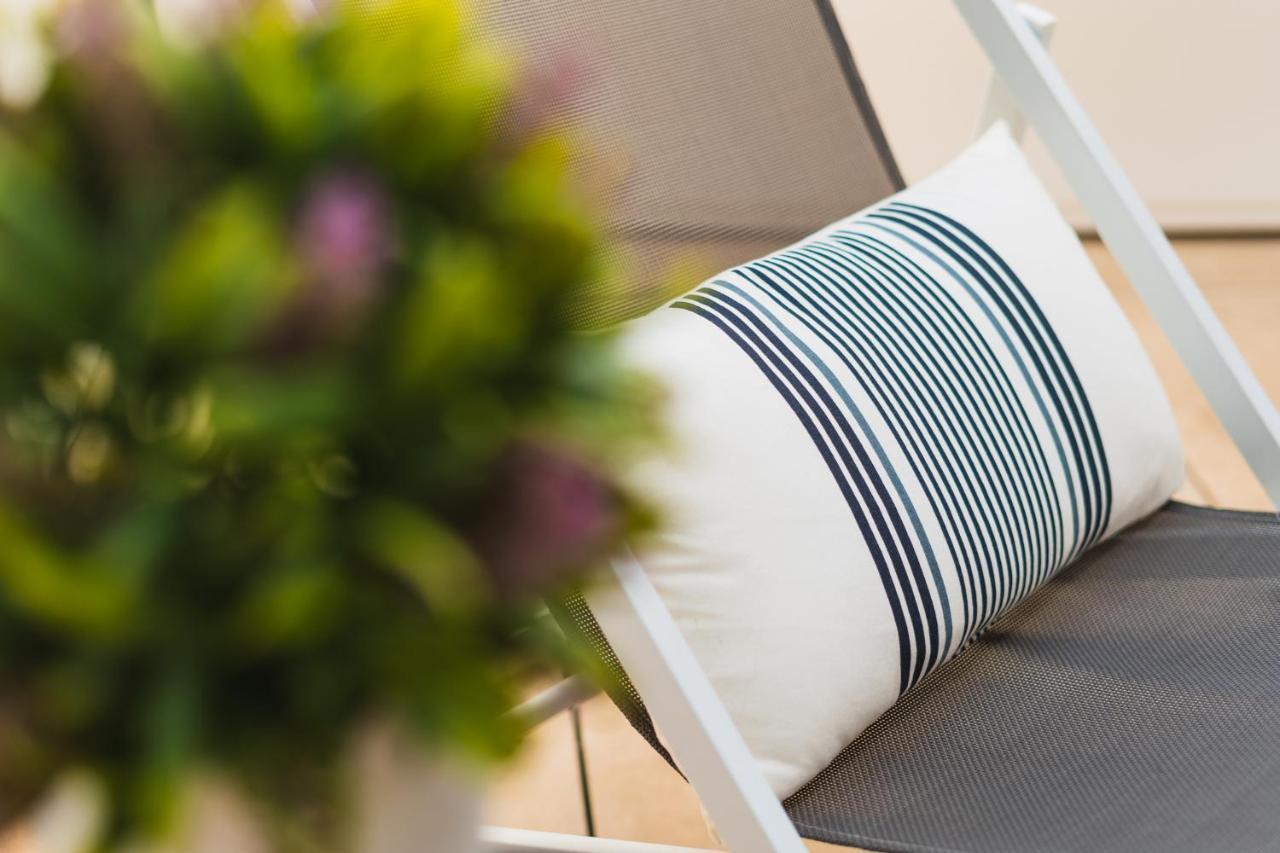 Debambu Suites Малага Екстериор снимка