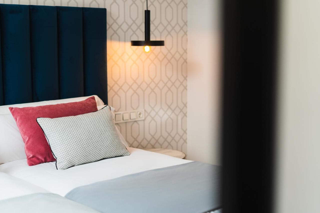 Debambu Suites Малага Екстериор снимка