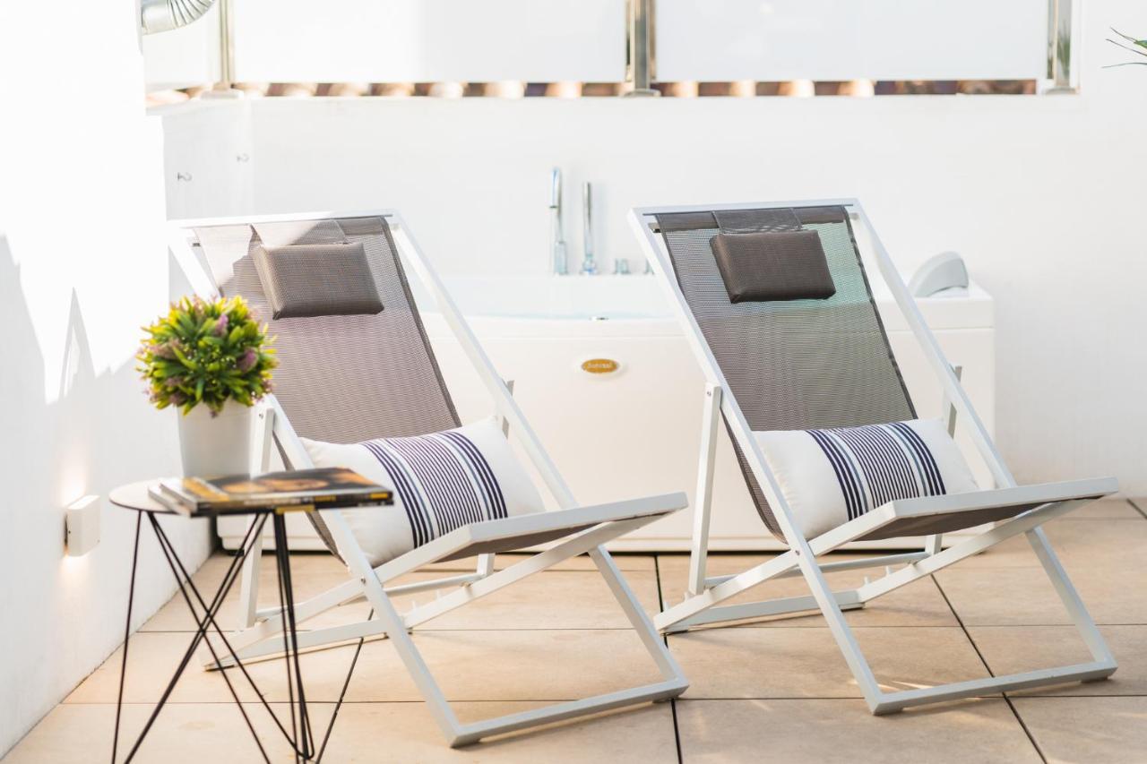 Debambu Suites Малага Екстериор снимка